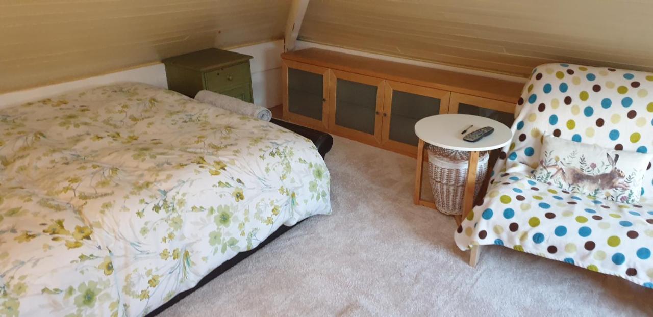 Le Studio Attic , Fridge Tv Microwave, 체스터 외부 사진